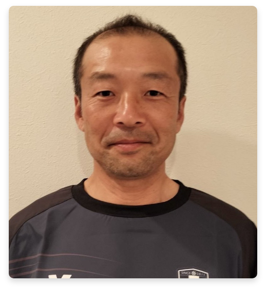 茶野コーチ